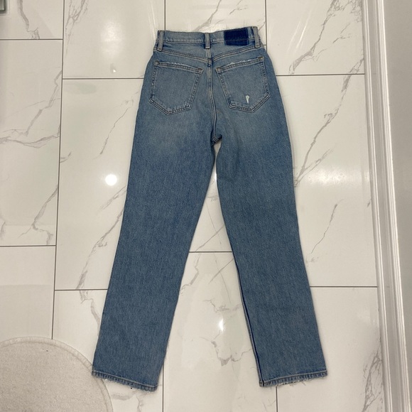 Abercrombie Womens 90’s Straight Ultra High Rise Jeans 25 / 0s - Picture 2 of 7